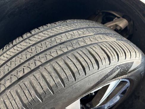 Certified 2023 Volvo XC60 B5 Core image 34