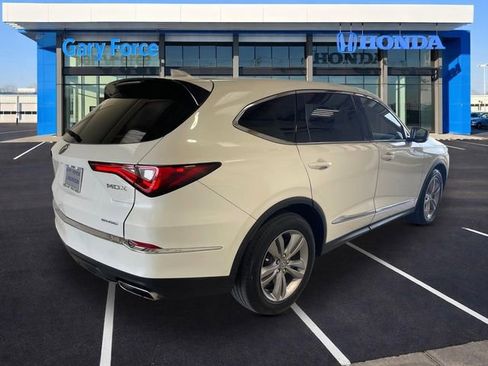 Used 2023 Acura MDX SH-AWD image 2