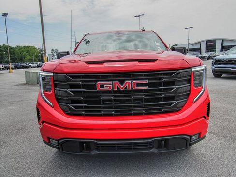New 2025 GMC Sierra 1500 Elevation image 2