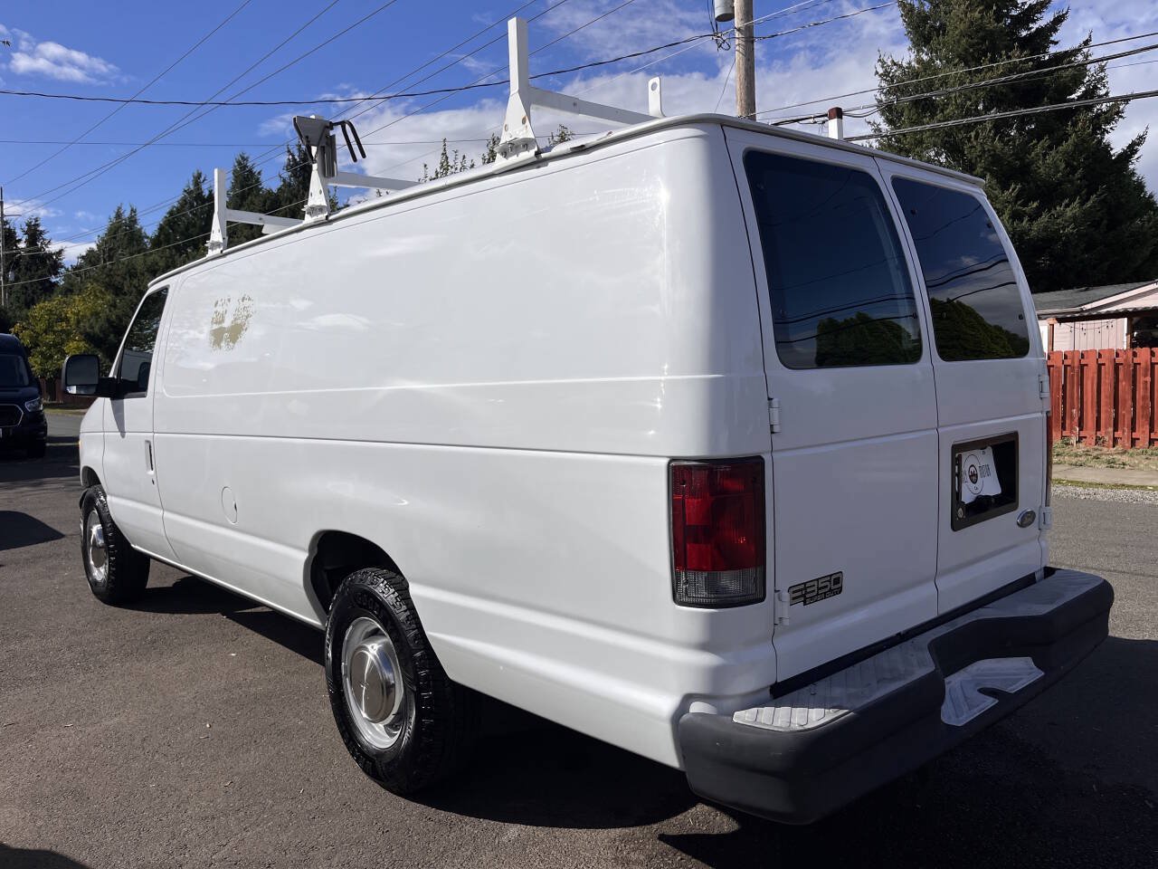 Used 2003 Ford E-350 and Econoline 350 Extended Super Duty RWD image 5