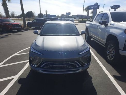 Used 2025 Buick Envista Preferred w/ Convenience I Package image 8