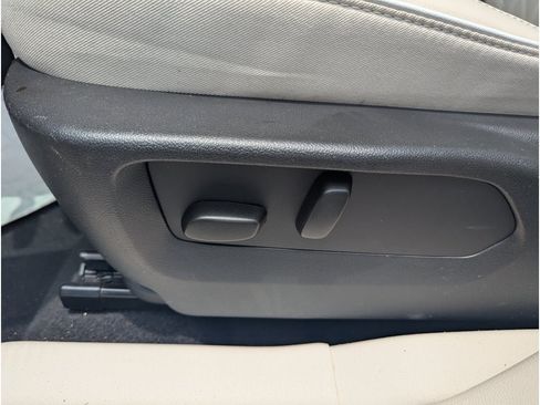 Used 2023 Buick Envision Avenir FWD image 17
