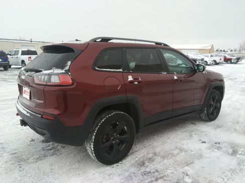 Used 2019 Jeep Cherokee Trailhawk w/ Comfort & Convenience Group image 5