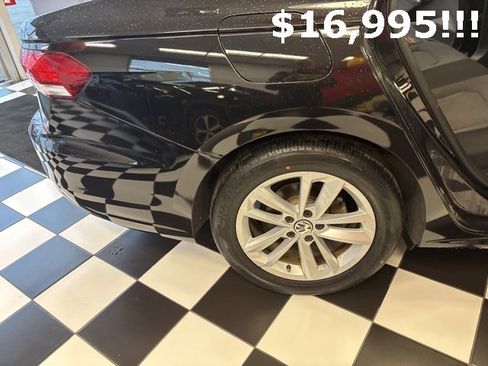 Certified 2020 Volkswagen Passat 2.0T S image 5