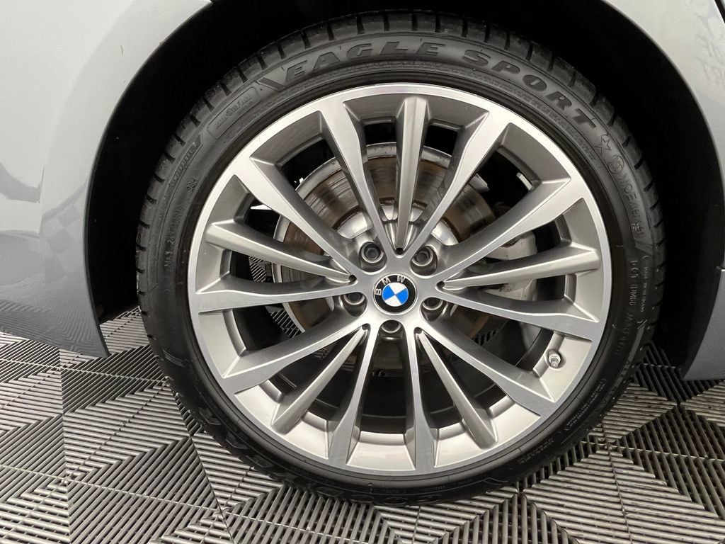Used 2023 BMW 530i xDrive w/ Convenience Package AWD/4WD image 13