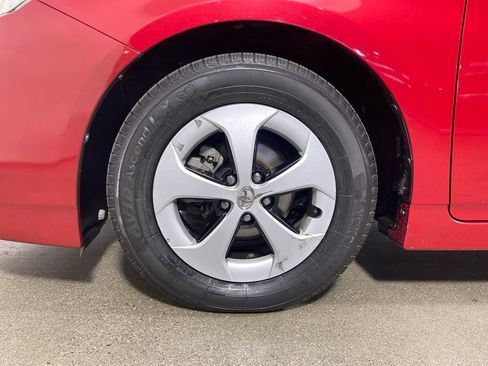 Used 2015 Toyota Prius Four image 11