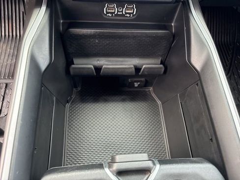 Used 2022 RAM 3500 Lone Star w/ Level B Equipment Group image 33