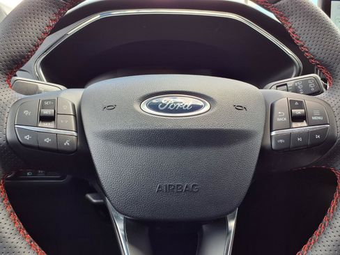 Used 2024 Ford Escape ST-Line w/ Tech Pack #1 AWD/4WD image 16