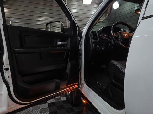 Used 2019 RAM 2500 Tradesman image 31