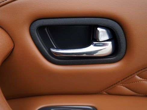 Used 2023 INFINITI QX80 Sensory w/ All-Season Package AWD/4WD image 69