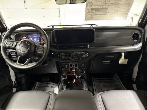 New 2025 Jeep Wrangler Unlimited Rubicon 392 image 10