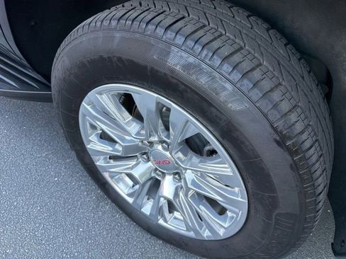 Used 2023 GMC Yukon Denali AWD/4WD image 38