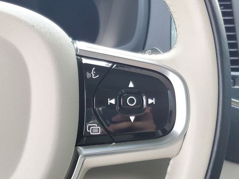 Certified 2025 Volvo XC90 T8 Core w/ Protection Package image 19