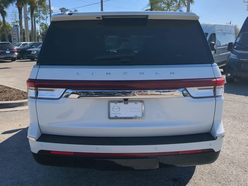 Used 2023 Lincoln Navigator Reserve image 6