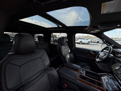 Used 2022 Lincoln Navigator Black Label image 32