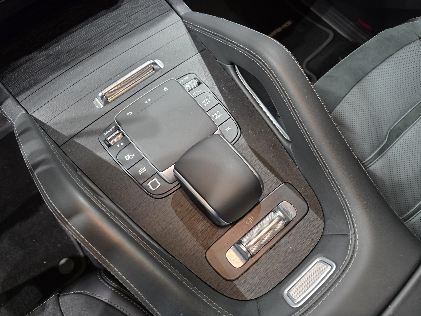 Used 2025 Mercedes-Benz GLE 53 AMG 4MATIC Coupe w/ AMG Night Package image 18