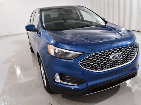 Used 2024 Ford Edge SEL w/ Convenience Package AWD/4WD image 4