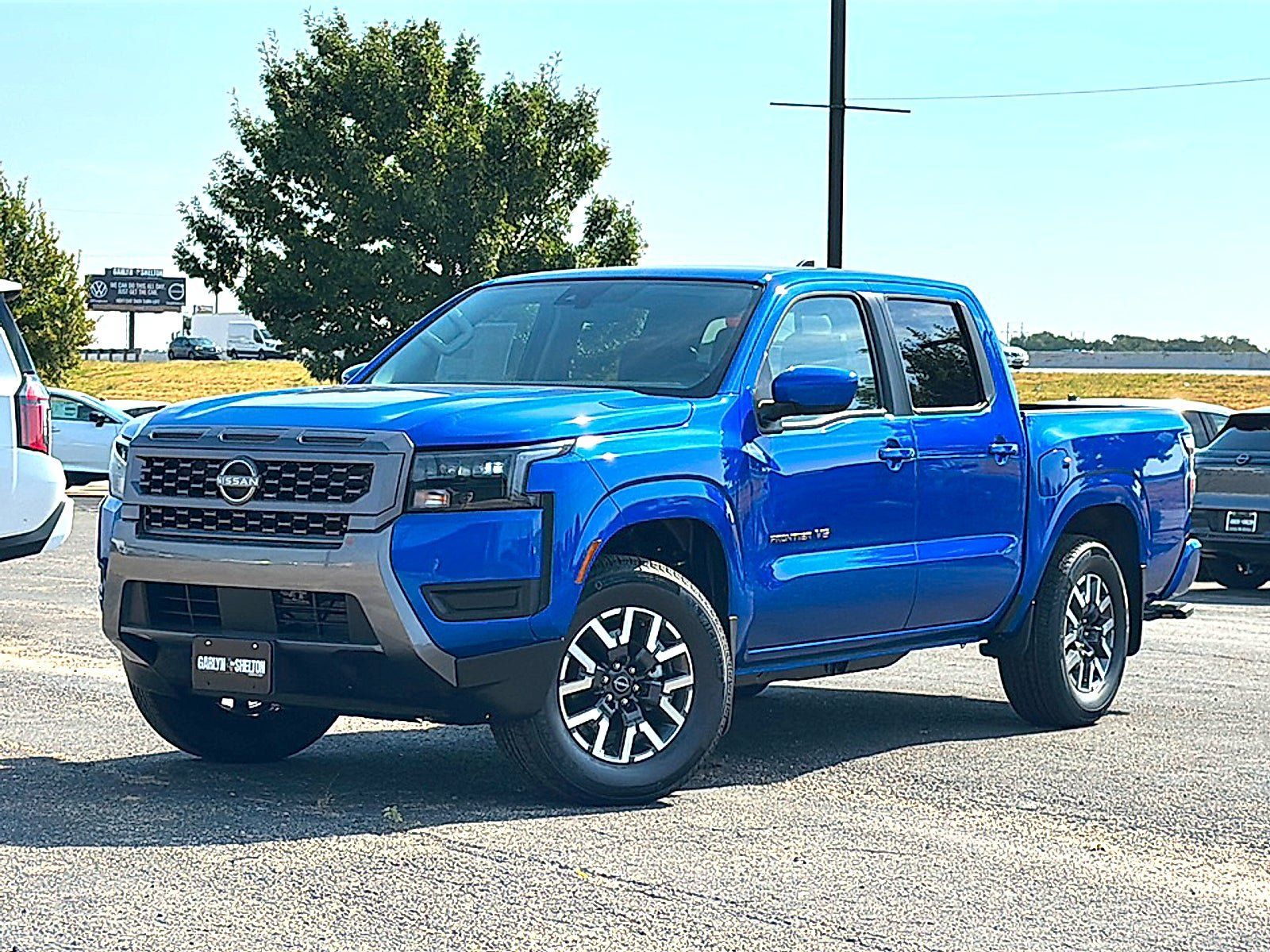 New 2027 Nissan Frontier SV w/ All-Weather Content Package RWD image 2