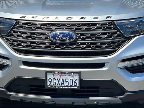 Certified 2023 Ford Explorer XLT w/ Equipment Group 202A RWD image 3