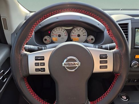 Used 2021 Nissan Frontier PRO-4X w/ Pro-4x Utility Package image 18