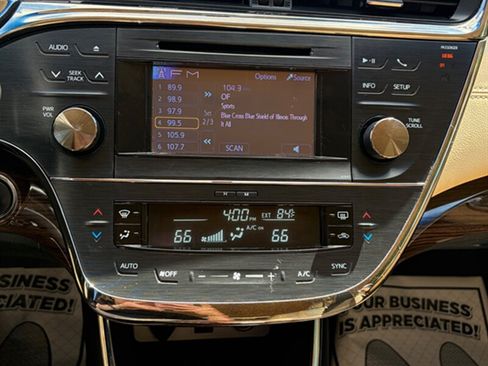 Used 2014 Toyota Avalon XLE FWD image 13
