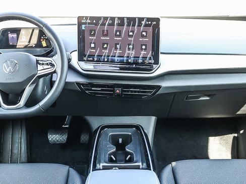 New 2025 Volkswagen ID.4 Pro S Plus image 15