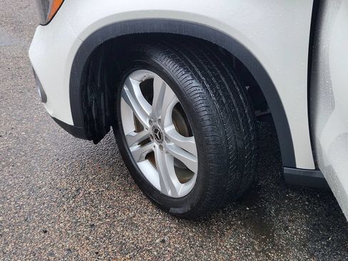 Used 2018 Mercedes-Benz GLA 250 4MATIC image 35