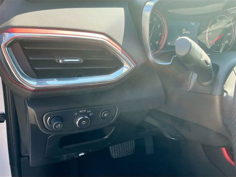 Used 2023 Chevrolet TrailBlazer RS w/ Sun and Liftgate Package image 10