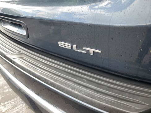 Used 2021 GMC Yukon SLT w/ SLT Premium Package image 6