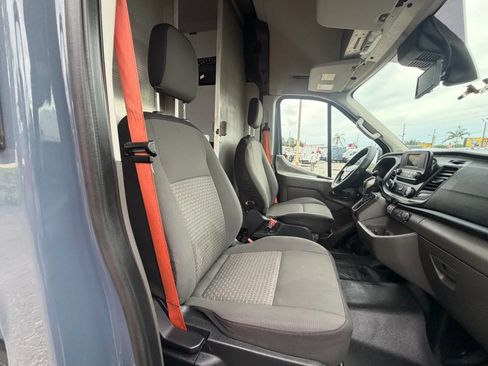 Used 2020 Ford Transit 250 148 High Roof Extended RWD image 17