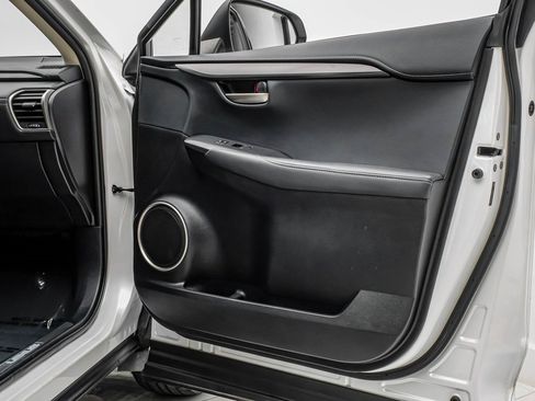 Used 2017 Lexus NX 200t FWD image 38