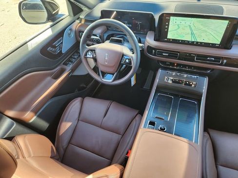 New 2026 Lincoln Aviator Reserve w/ Luxury Package image 10