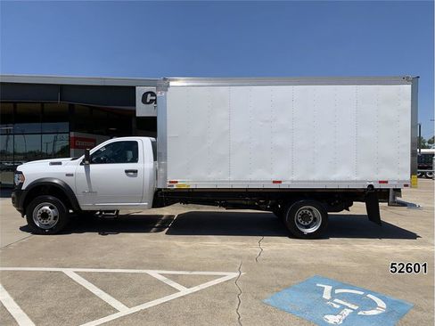 Used 2022 RAM 4500 Tradesman RWD image 4