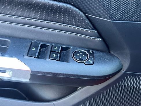 Used 2024 Ford Mustang Premium image 25