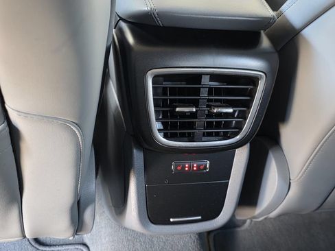 Used 2020 Lincoln Nautilus Reserve AWD/4WD image 11