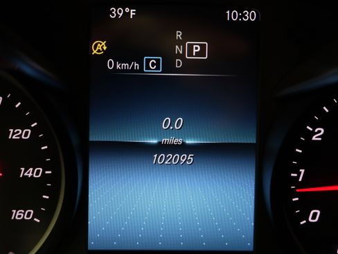 Used 2020 Mercedes-Benz GLC 300 4MATIC image 43