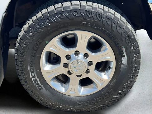Used 2019 RAM 3500 Big Horn AWD/4WD image 30