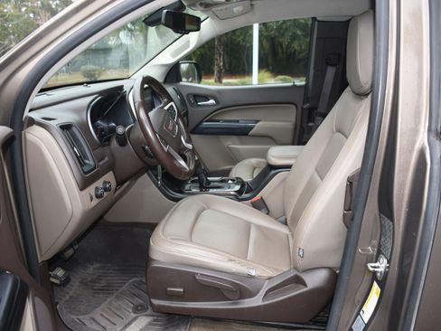 Used 2017 GMC Canyon SLE image 7