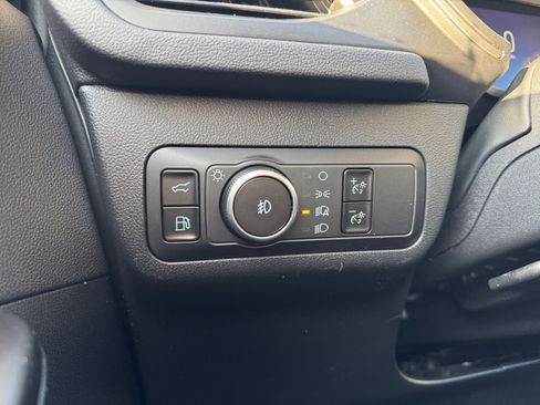 New 2026 Ford Escape SE image 17