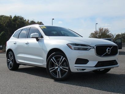 Used 2018 Volvo XC60 T6 Momentum w/ Convenience Package