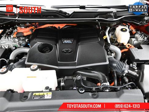Used 2023 Toyota Sequoia Platinum image 32