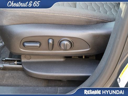 Used 2019 Chevrolet Equinox LT w/ Driver Convenience Package FWD image 24