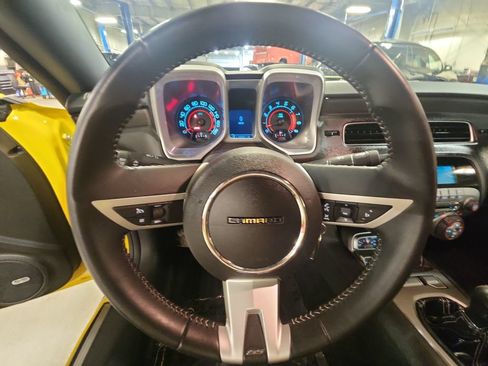 Used 2010 Chevrolet Camaro SS w/ LPO, Ground Effects Package RWD image 15
