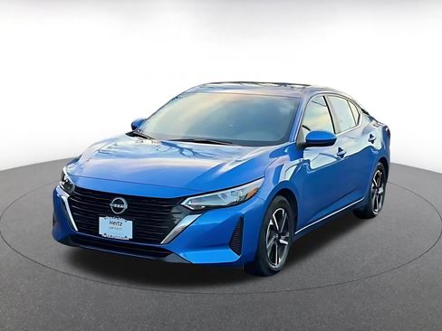 Used 2025 Nissan Sentra SV image 7