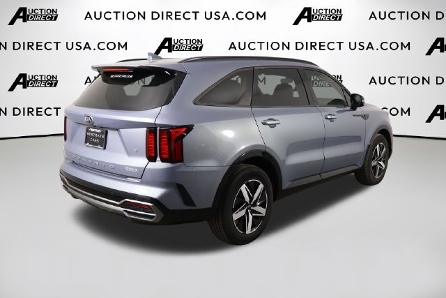 Used 2021 Kia Sorento S w/ Panoramic Sunroof Package FWD image 39