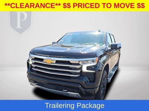 Certified 2024 Chevrolet Silverado 1500 High Country w/ High Country Premium Package AWD/4WD image 13