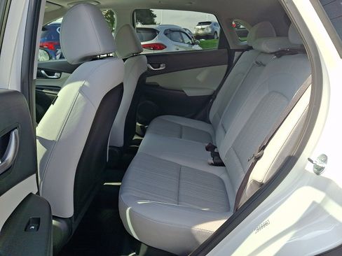 Certified 2023 Hyundai Kona SEL w/ Convenience Package AWD/4WD image 11