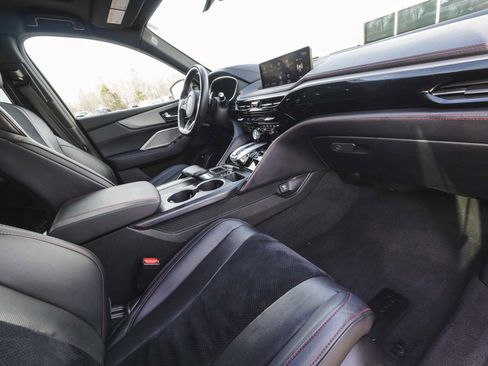 Used 2022 Acura MDX Type S image 43