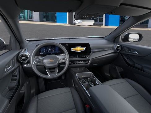 New 2026 Chevrolet Equinox LT w/ Convenience Package II image 41