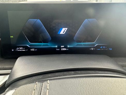 Certified 2025 BMW X5 xDrive50e w/ Parking Assistance Package AWD/4WD image 22